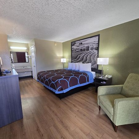 Super 8 By Wyndham Arkadelphia Caddo Valley Area Extérieur photo