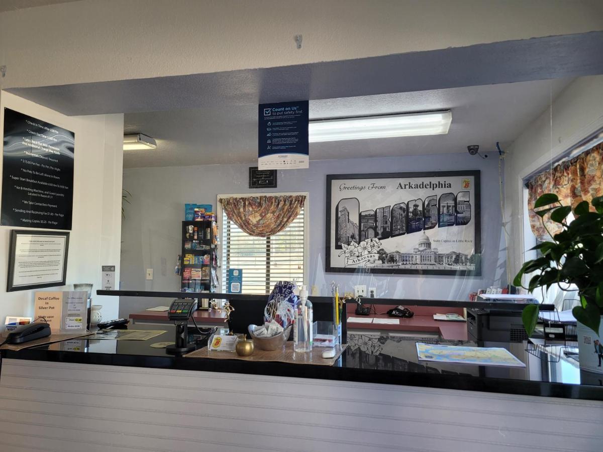 Super 8 By Wyndham Arkadelphia Caddo Valley Area Extérieur photo