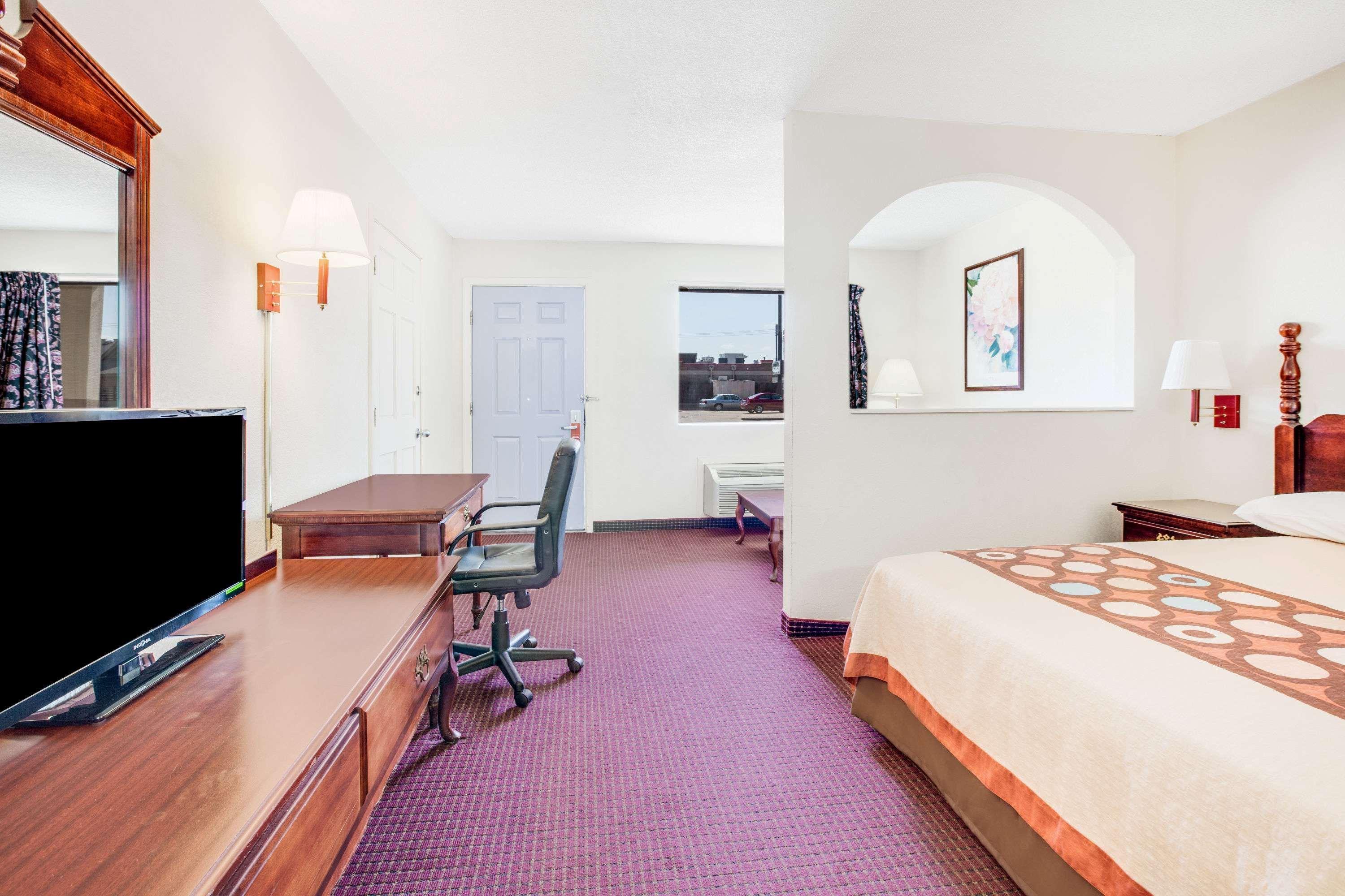 Super 8 By Wyndham Arkadelphia Caddo Valley Area Extérieur photo
