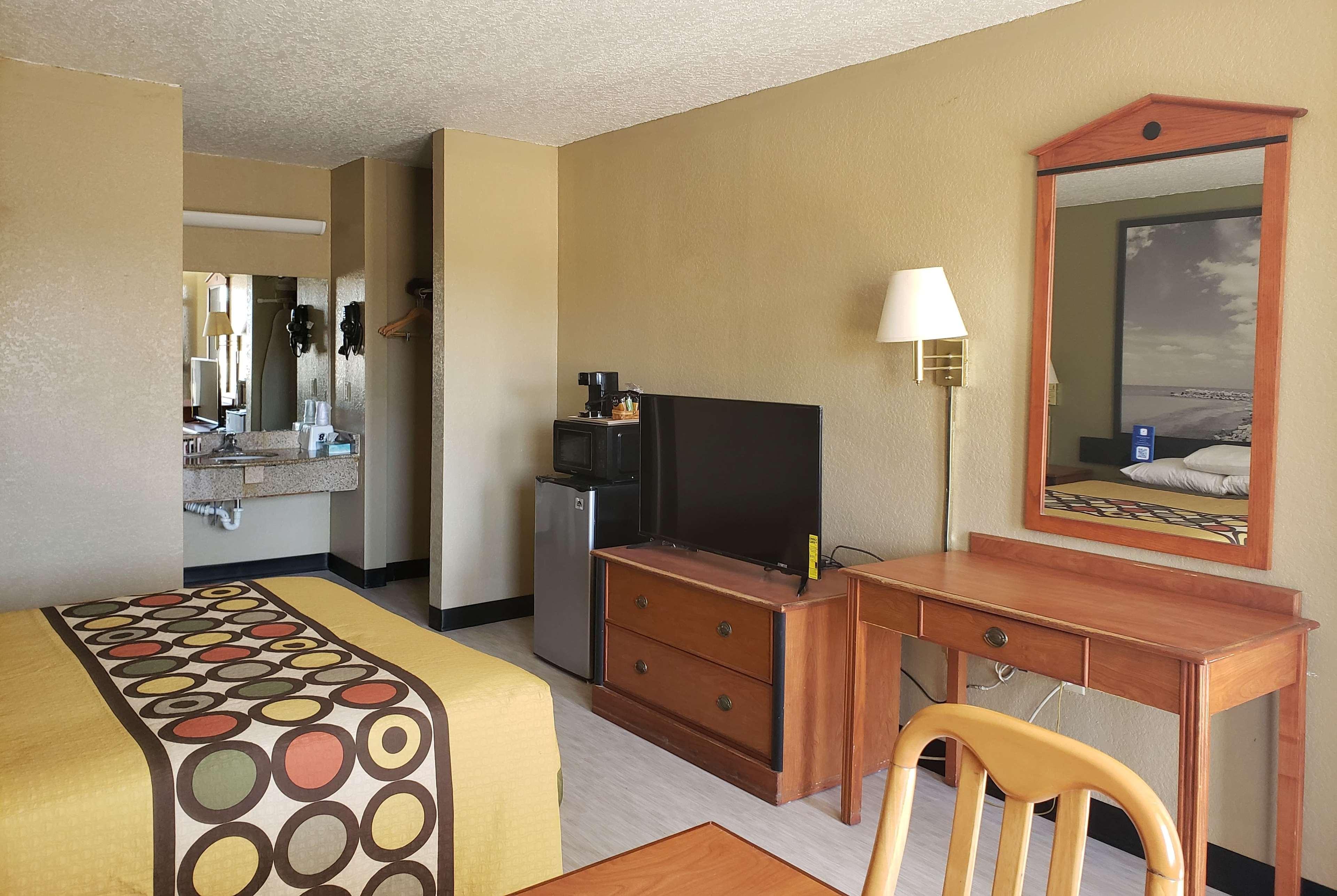 Super 8 By Wyndham Arkadelphia Caddo Valley Area Extérieur photo