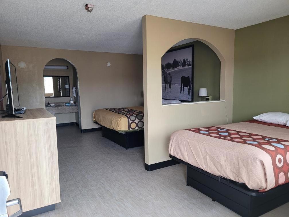 Super 8 By Wyndham Arkadelphia Caddo Valley Area Extérieur photo
