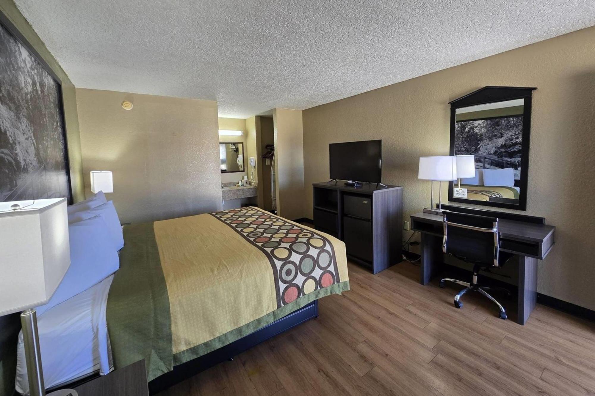 Super 8 By Wyndham Arkadelphia Caddo Valley Area Extérieur photo